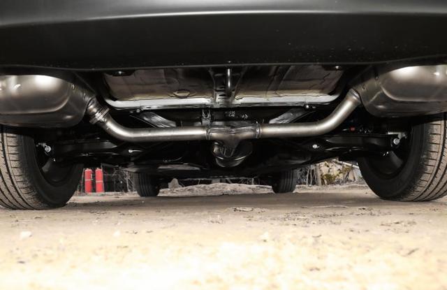 十来万预算选合股也曾国产？2026款HR-V用7.4L油耗和后排纯深渊板给出求实谜底-有驾