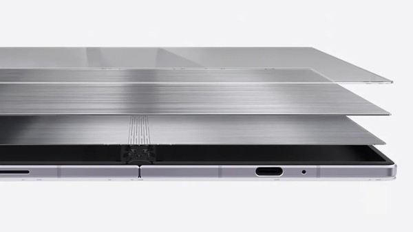 三星Galaxy Z Fold8的钛缓震层系统