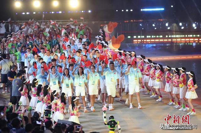 4月30日,第六届亚洲沙滩运动会闭幕式在海南三亚亚沙公园举行。 中新社记者 贾天勇 摄