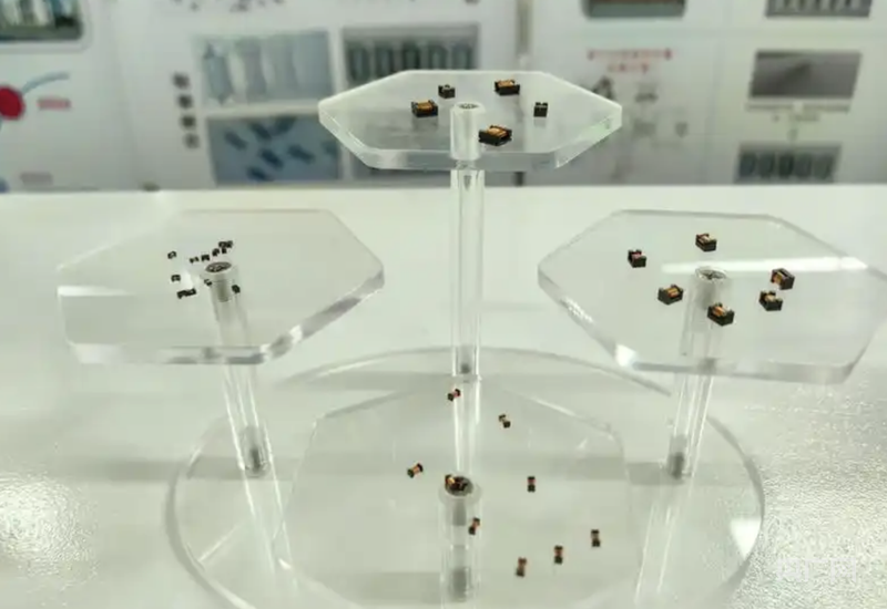 西安某电子科技企业生产的磁芯产品（央广网记者 陈锵 摄）