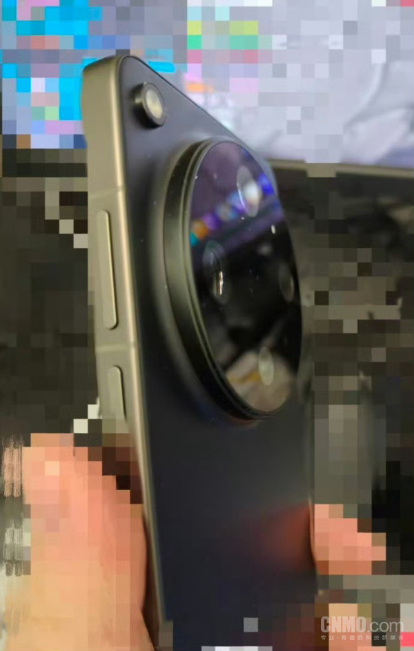 OPPO Find X9 Ultra真机曝光图