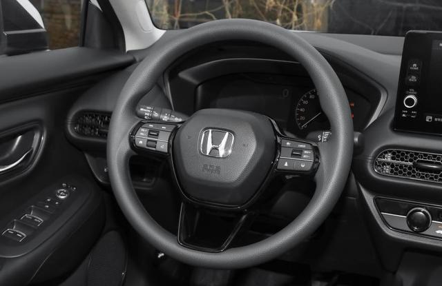 十来万预算选合股也曾国产？2026款HR-V用7.4L油耗和后排纯深渊板给出求实谜底-有驾