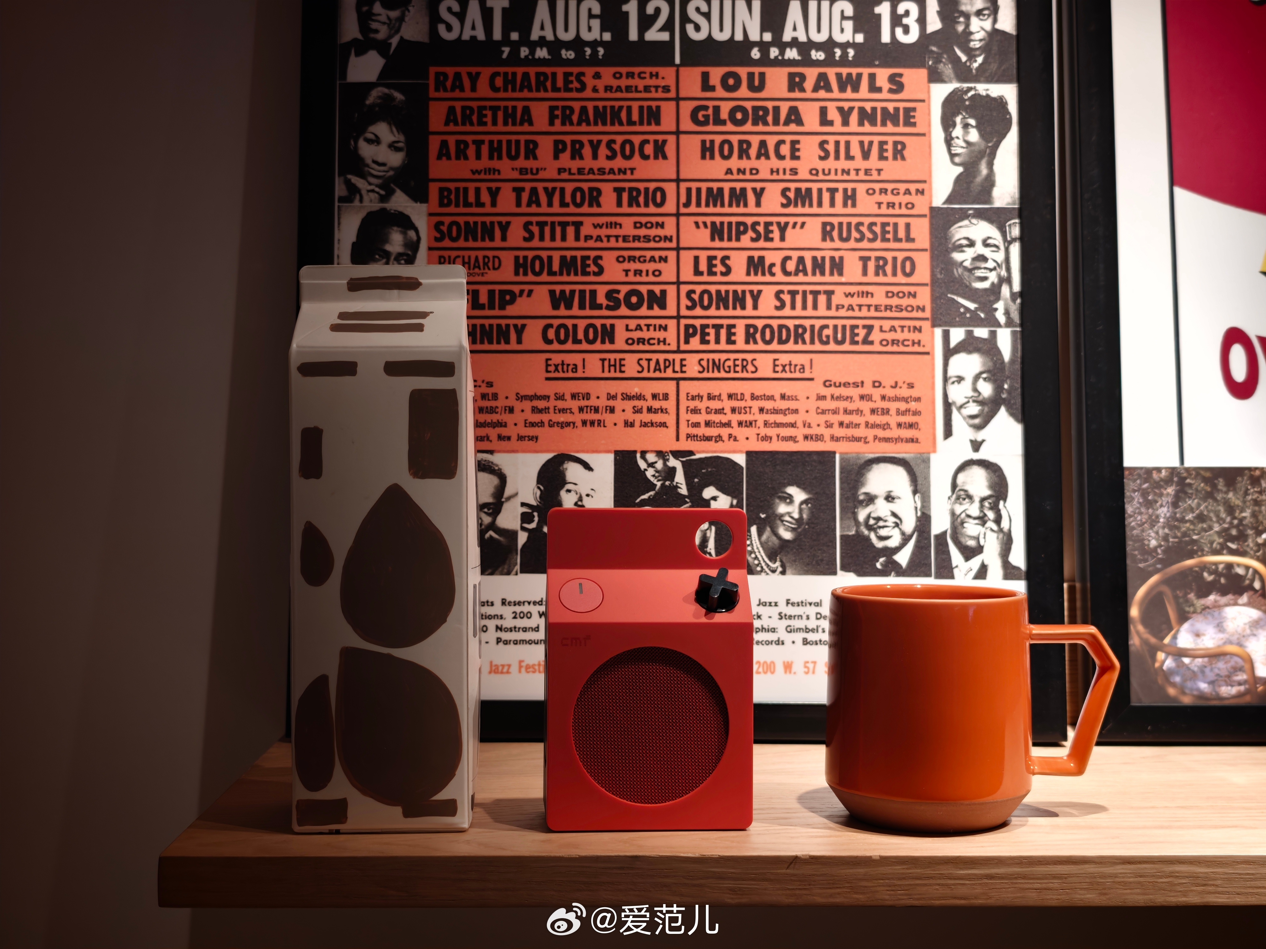 刚刚,Nothing 发布了旗下首款旗舰头戴式耳机 Nothing