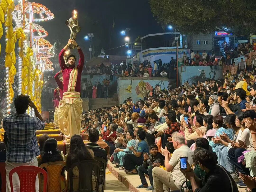 阿拉哈巴德的朝圣沐浴节。(图/姚璐 摄)