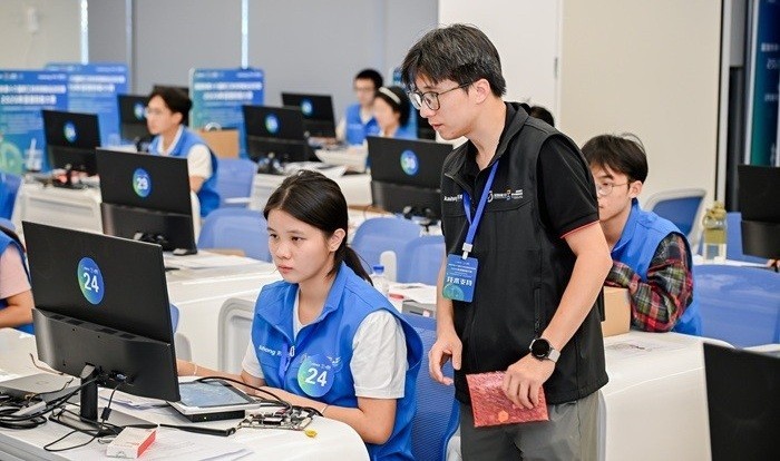 比赛现场.JPG