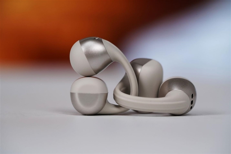 299 元卷出天际！哈趣 Ace1 耳机评测：自带 AI 翻译与会议纪要 它真能平替千元旗舰