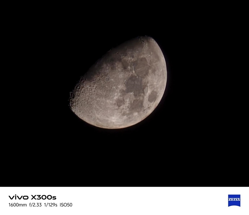 天玑9500搭配蔡司影像 vivo X300s手机全面评测:省心耐用的直屏主力机