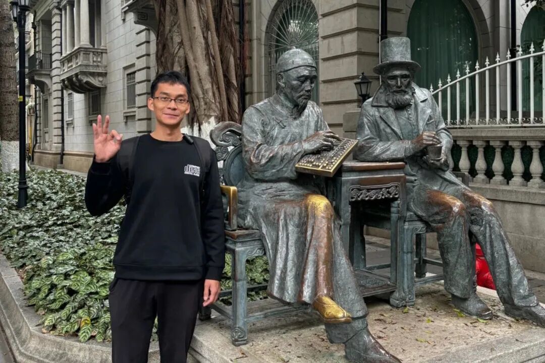 唐尚珺游览广州沙面岛 / 受访者供图