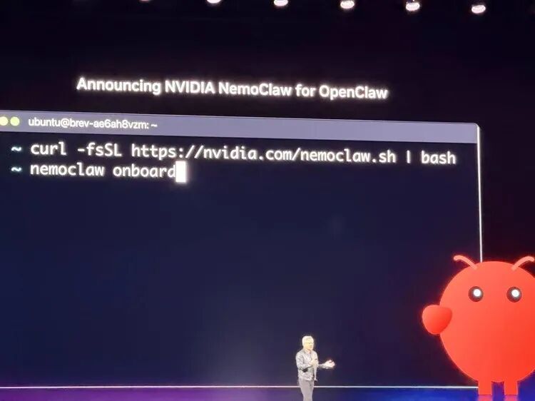 直击GTC:1万亿美元GPU、为龙虾做“CUDA”,老黄就指着你烧token了