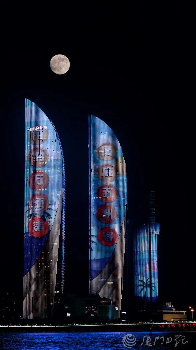 厦门日报拍客 咫尺幸福 摄