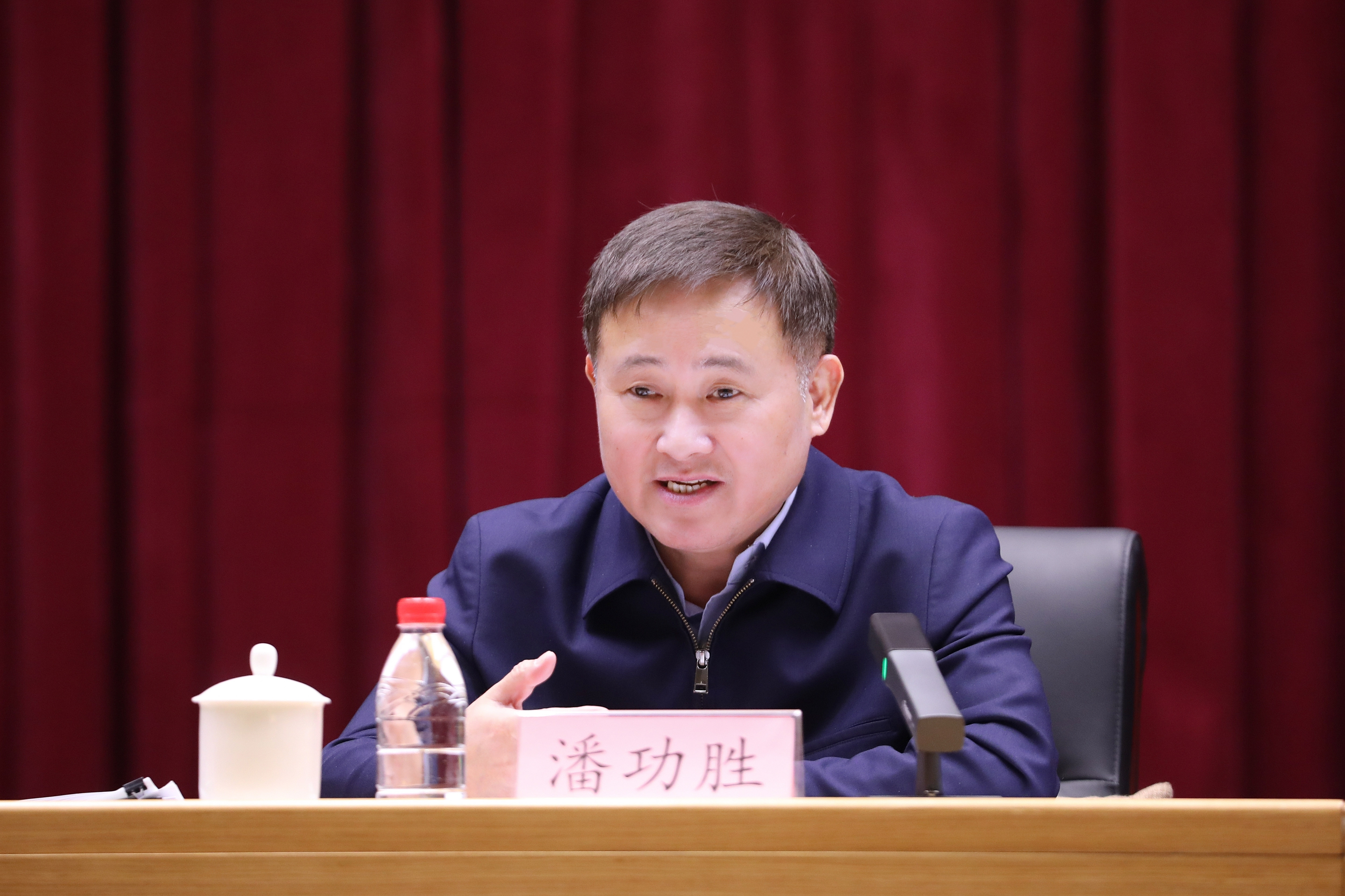 央行：继续实施适度宽松的货币政策，加大逆周期和跨周期调节力度_凤凰网