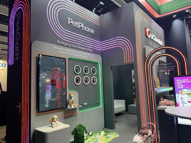 中国科技军火轰向MWC!豆包千问硬控老外,手机新物种炸场,6G真要来了