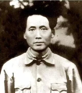 1931年，毛泽东在中央苏区