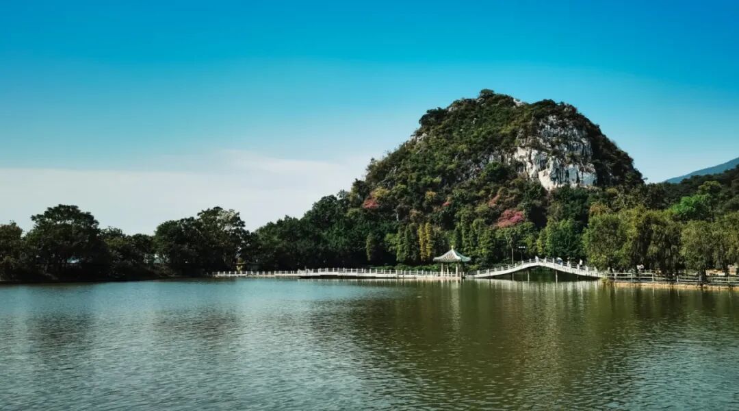 摄图网_701590395_肇庆市七星岩景区_(企业商用).jpg