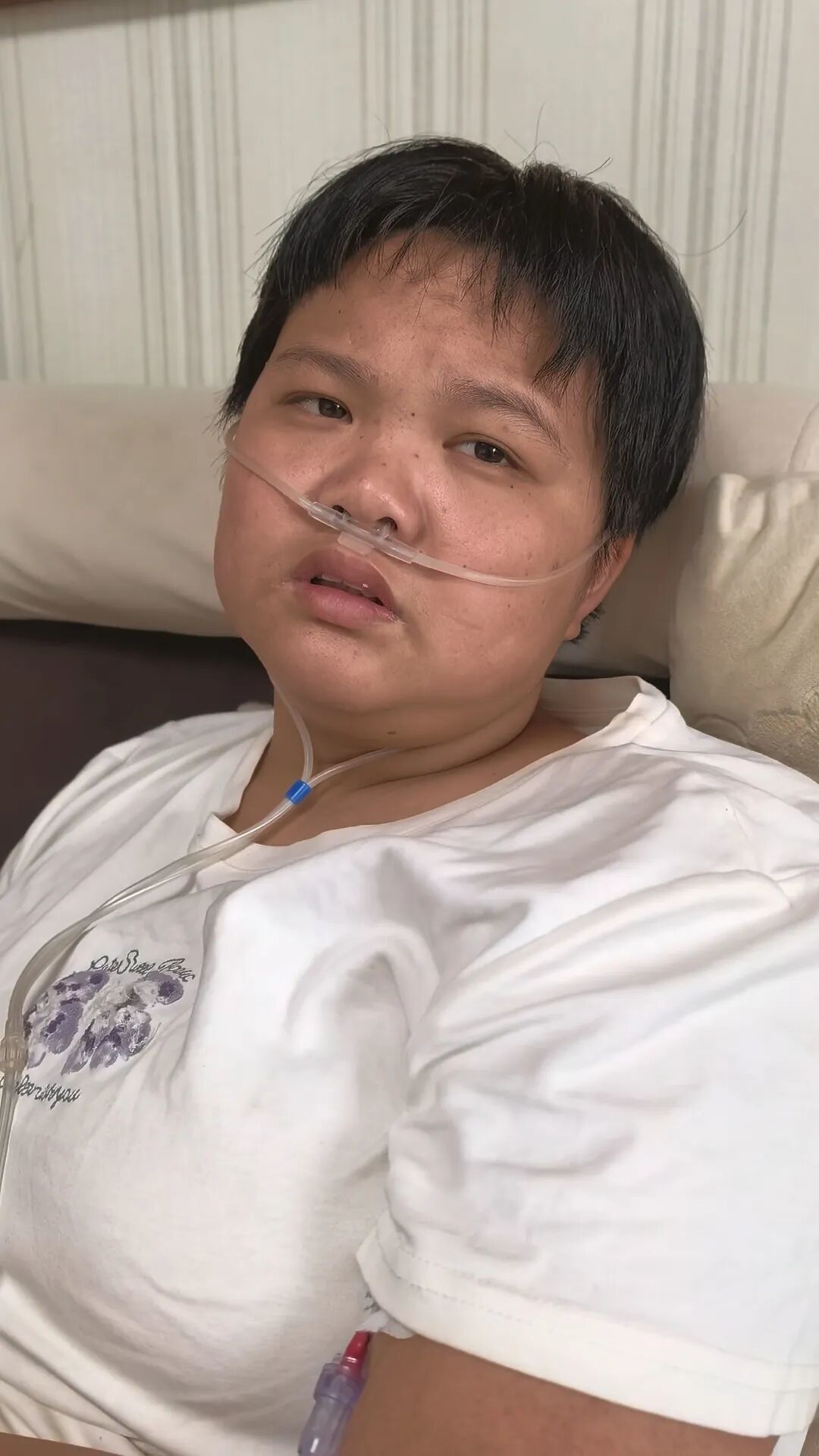胡心瑶接受采访画面