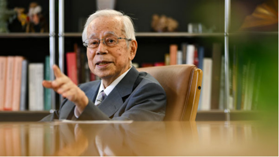 直到生命尽头，福田康夫仍心系中日关系。（图源：《日本经济新闻》）