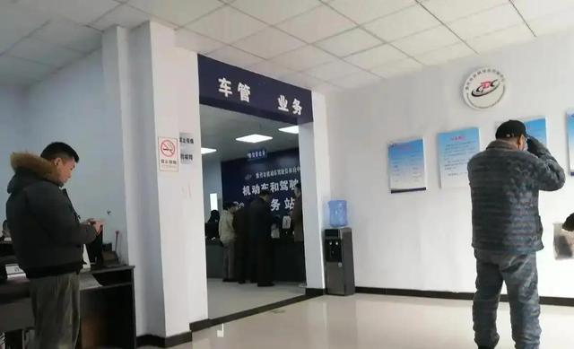 全国数万张70岁以上驾驶证被注销，只因漏做这一步！新规背后暗藏大坑-有驾