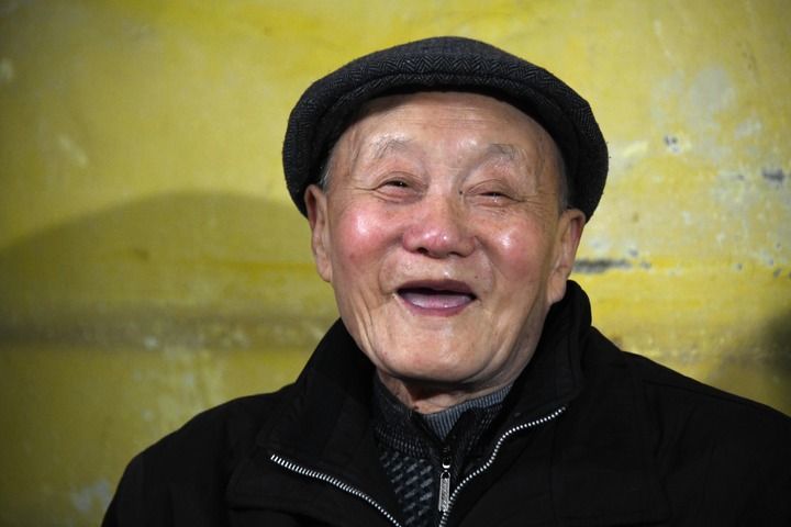 这是2019年3月31日拍摄的张富清。新华社记者 程敏 摄