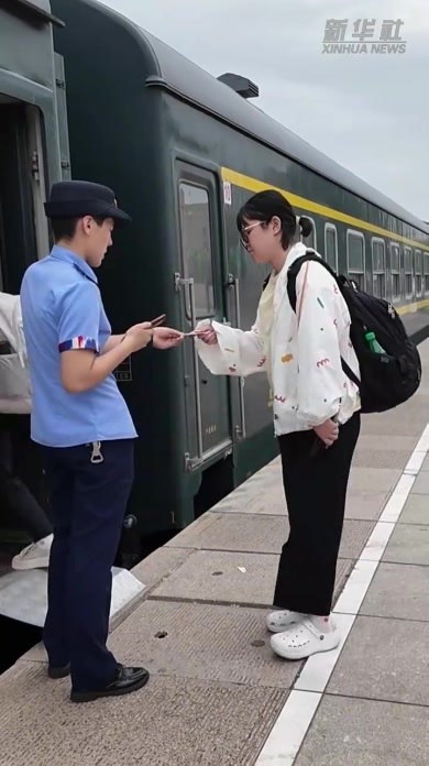 南疆绿皮车，为什么这么慢？