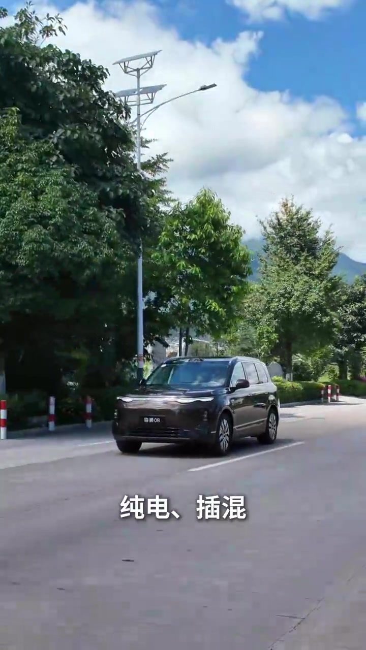 比亚迪海狮08好开吗？这次的配置有诚意