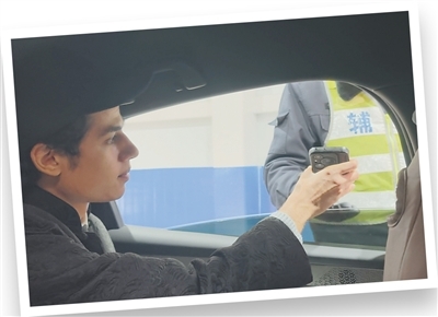 2025年12月，刘正曦乘车从燕郊前往北京时通过检查站。　　《环球人物》记者 陈 昊摄