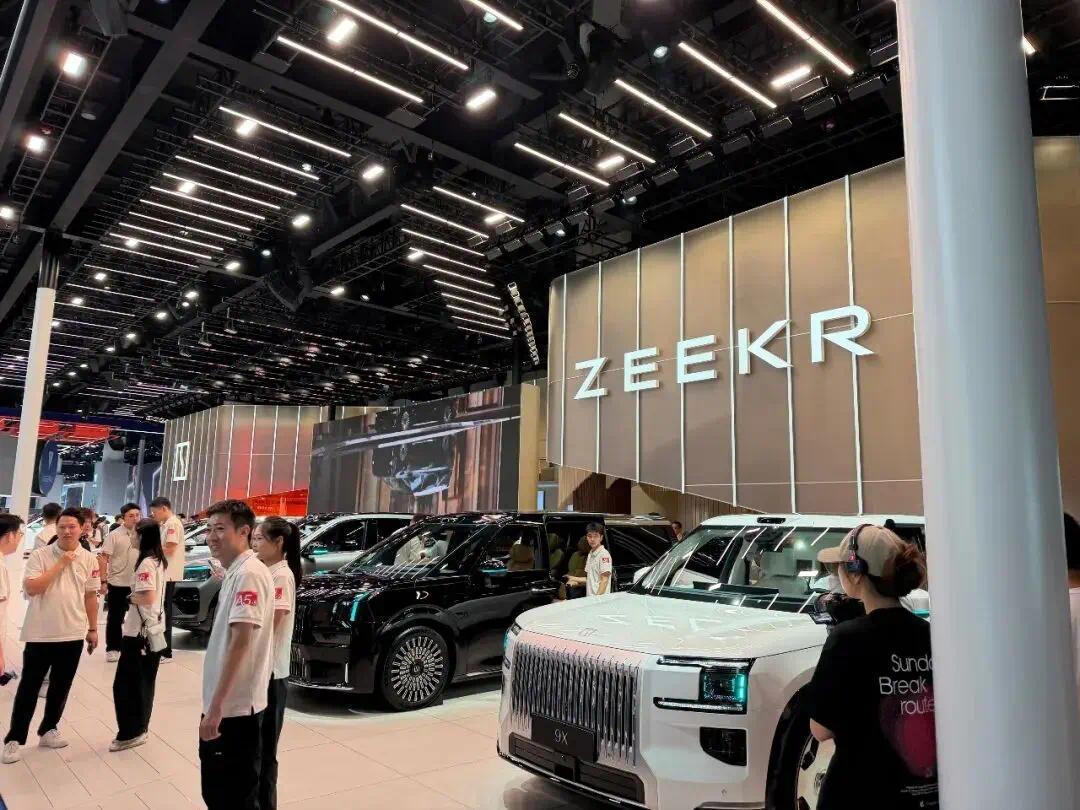 成都车展观察:小蓝灯一灭,辅助驾驶热闹散场?
