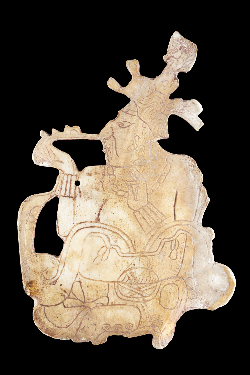 即将在上海博物馆“美洲古代文明大展”中展出的“玉米神贝壳胸饰”