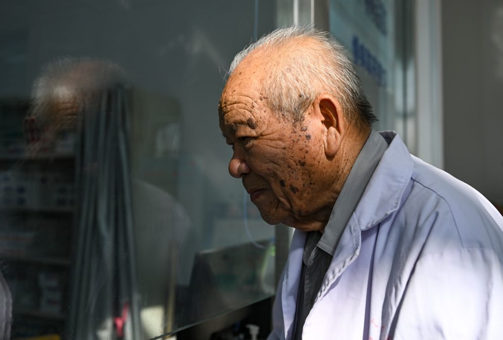 这是2026年7月30日在乌恰县人民医院拍摄的吴登云。