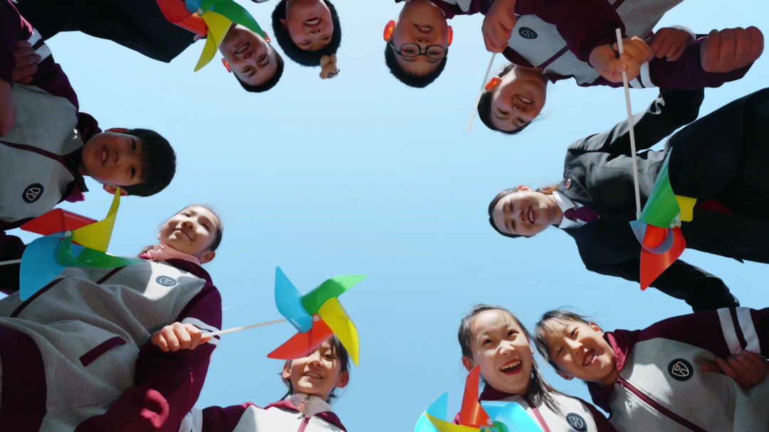 【国际宣传片】这束光,温暖每一个平凡的人生