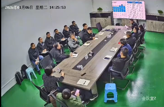 张雪主执团队里面会曝光：只为0.5毫米差距 重作念200套只测验不售卖