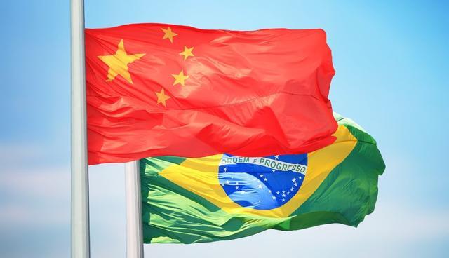 巴西左翼,集体向中国求救!幻想我们帮卢拉一把,美国棋子将上台