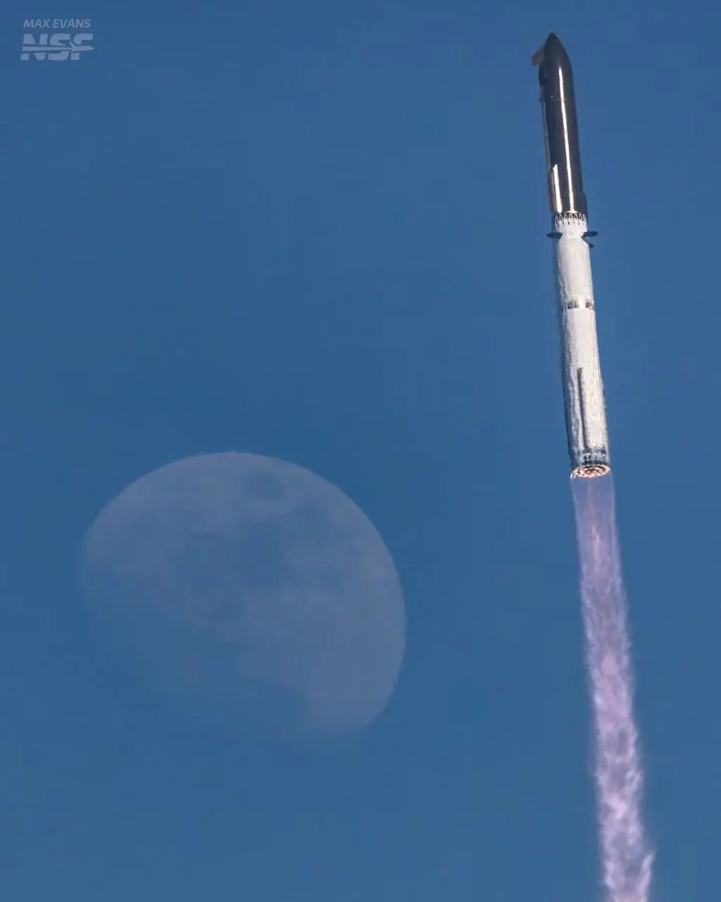 星舰第13次试飞,升空画面| Max Evans / NSF
