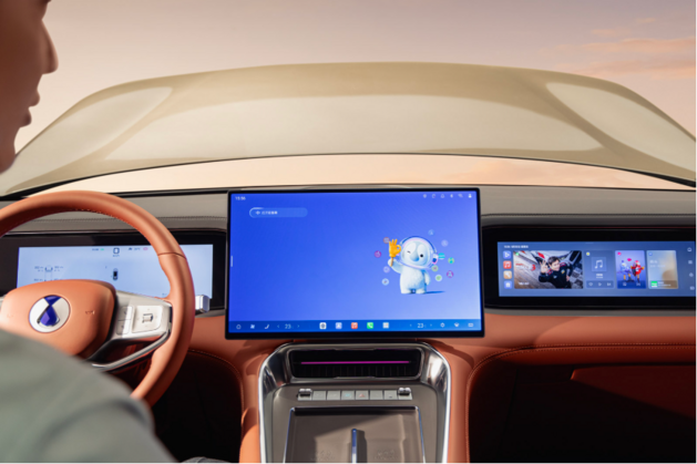 纯电续航960公里，腾势N8L是续航最长的大六座SUV