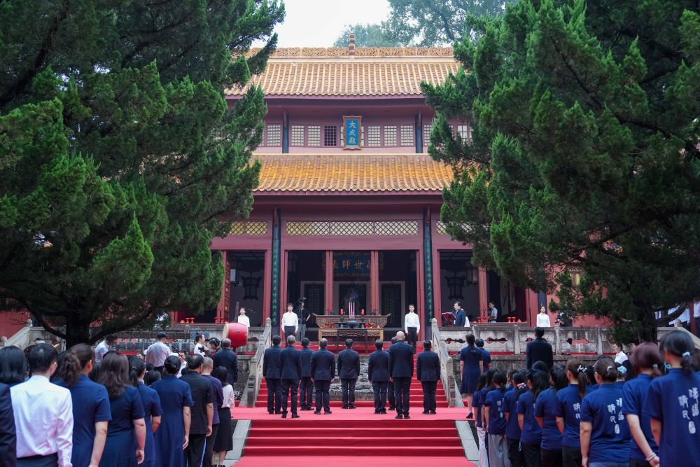 这是2026年9月28日拍摄的湖南大学岳麓书院2026年祭孔大典。新华社记者 薛宇舸 摄