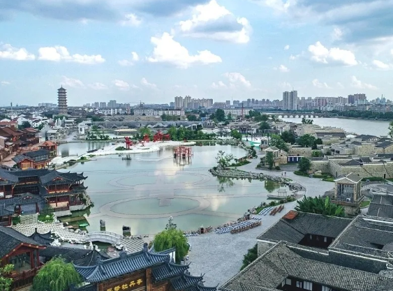 解锁春日之旅 限定版“花海列车”别错过