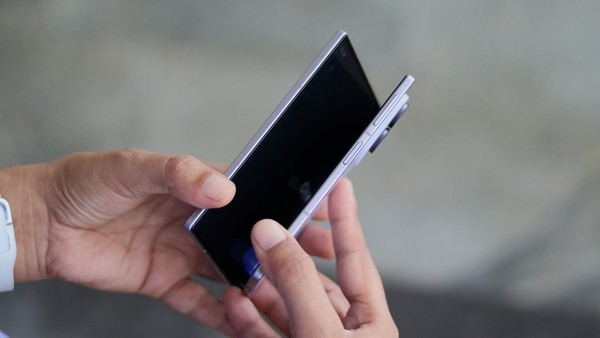 三星Galaxy Z Fold8