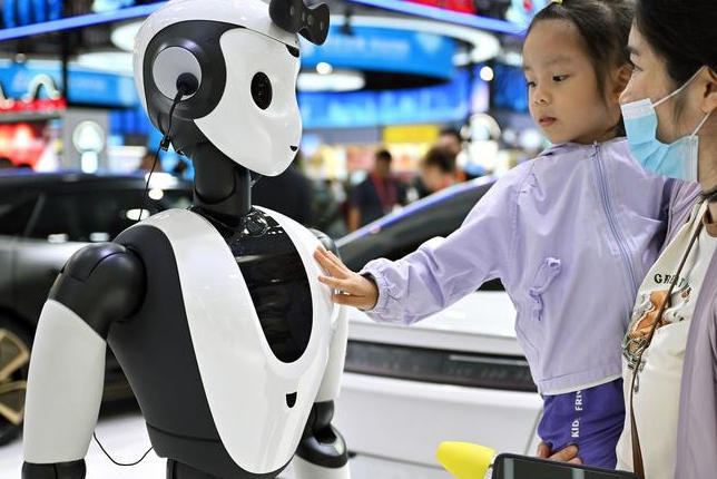 中国人形机器人正投入市场 新华网