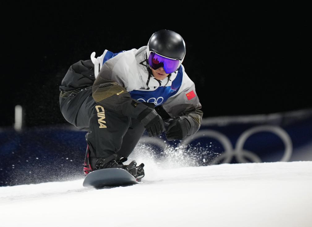 “手机致伤”,滑雪比赛为啥非得带手机?