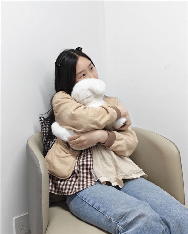 会撒娇能成长!科沃斯毛团陪伴机器人图赏