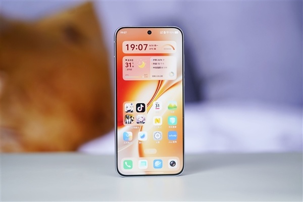 天玑9500M双芯加持！iQOO Neo11至尊版图赏