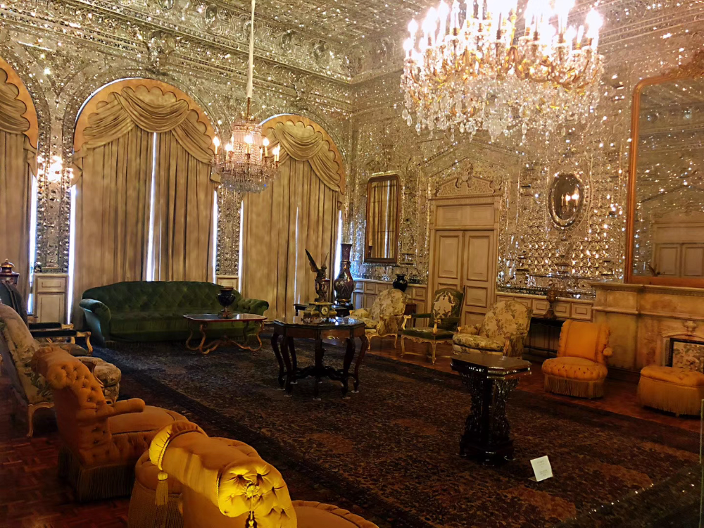 美轮美奂的玫瑰宫