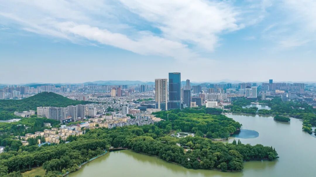初夏马鞍山.jpg