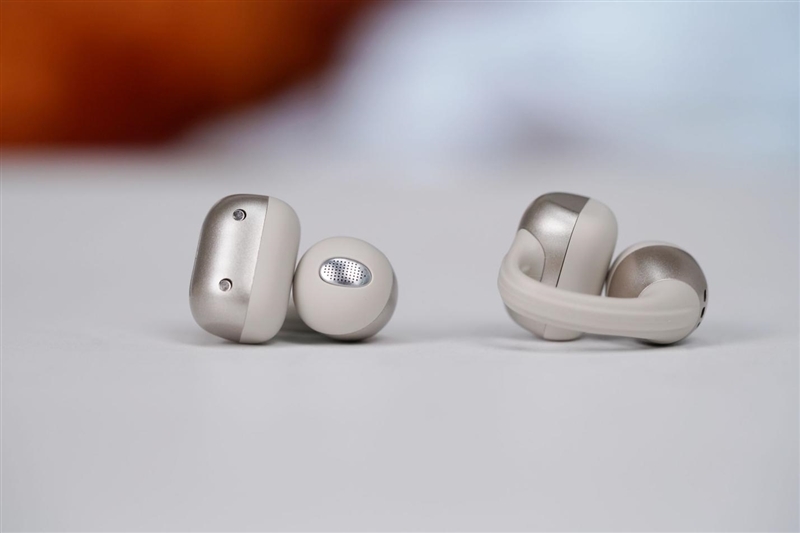 299 元卷出天际！哈趣 Ace1 耳机评测：自带 AI 翻译与会议纪要 它真能平替千元旗舰