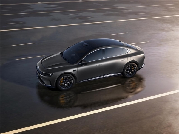 小米SU7的竞品+1!smart精灵6号内饰官图公布:浓郁奔驰味