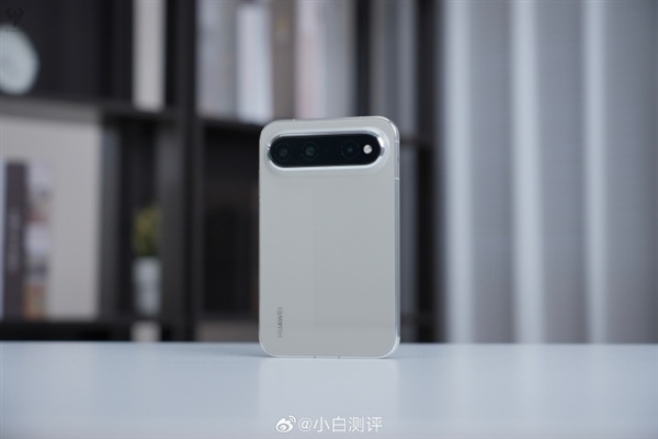 屏占比最高机型！华为Pura X View四色真机实拍：感受下阔直板形态
