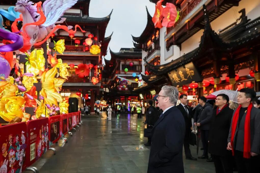 结束访华，英国首相发了一段视频