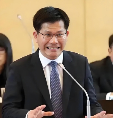 图注:台外事部门负责人林佳龙刚狂言完“台美共管大陆”就遭打脸。