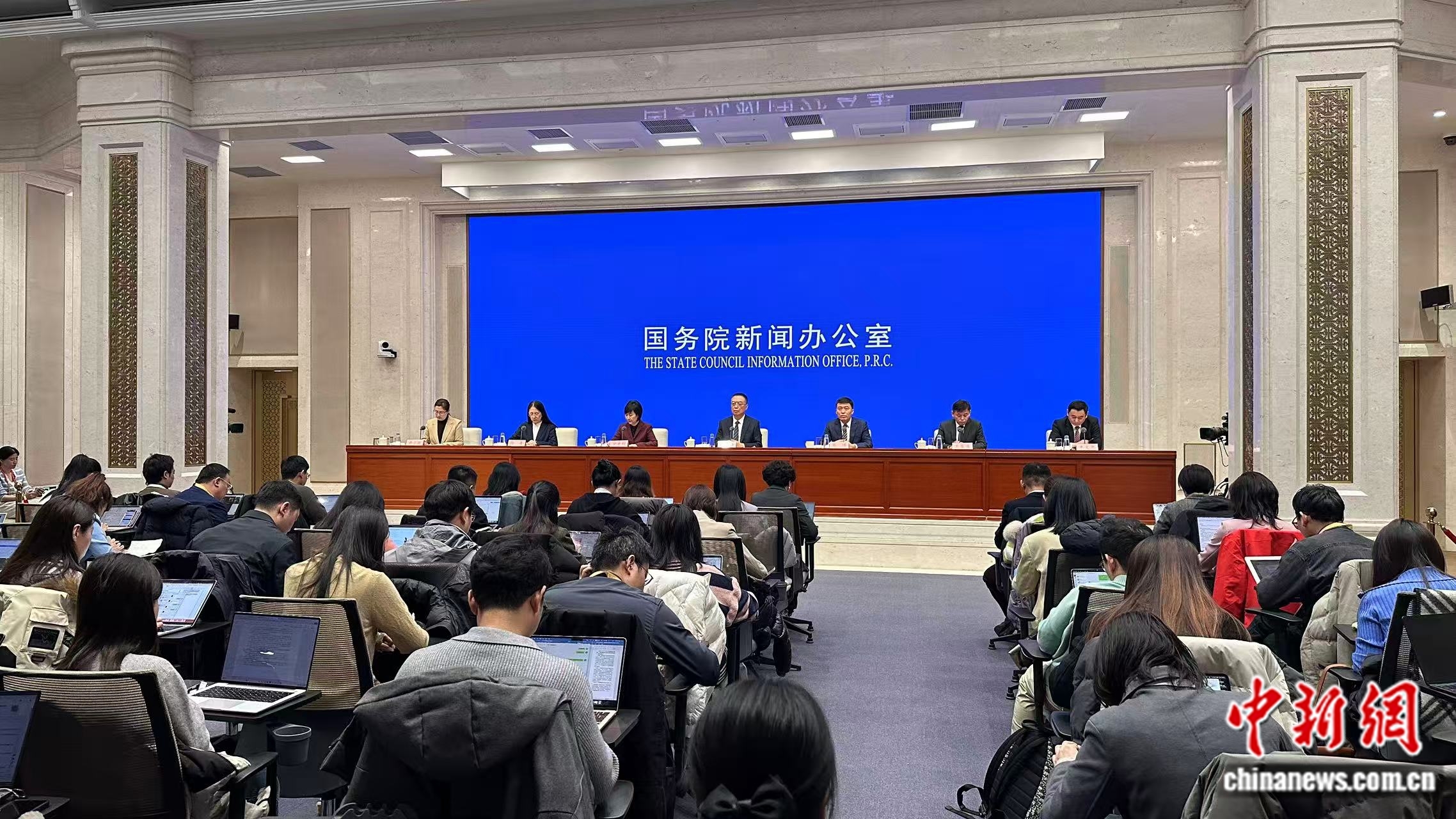 新闻发布会现场。吴家驹 摄