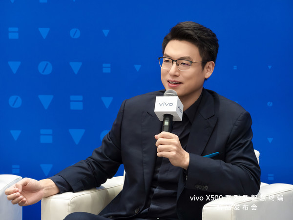 vivo副总裁、产品副总裁黄韬
