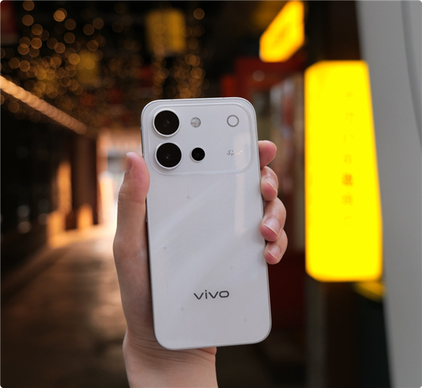 转动如星海闪烁！vivo S60星星海图赏